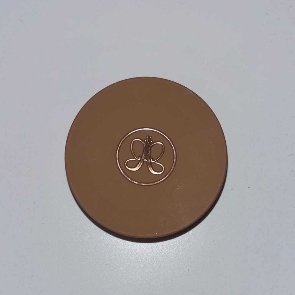 Anastasia Beverly Hills Cream Bronzer